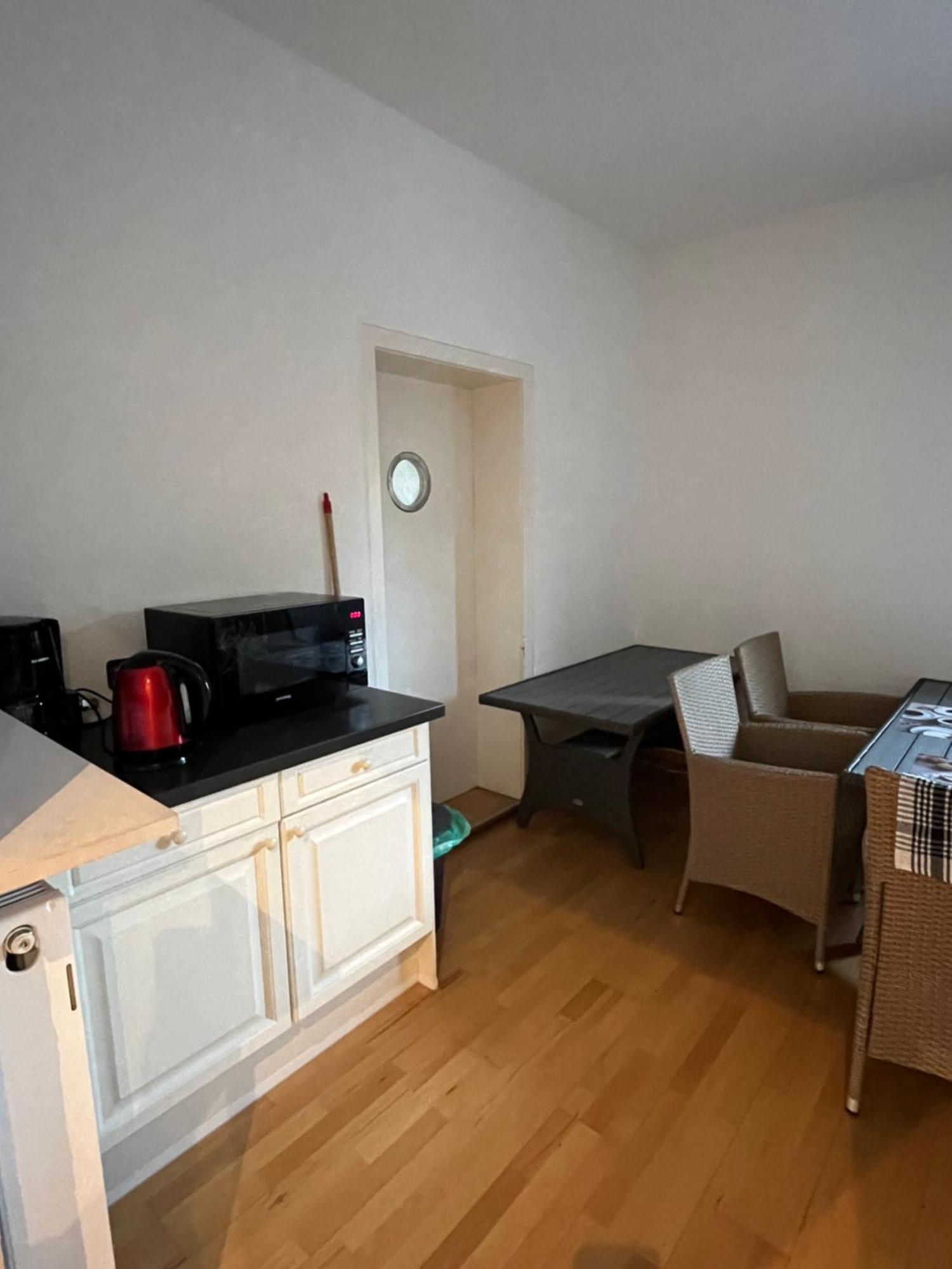Doppelzimmer, Tv- Bad, Kuehlschrank- Parkplatz-17 Meine Экстерьер фото